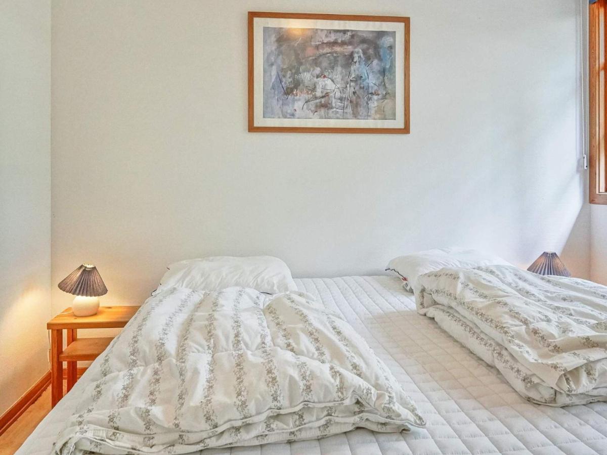 Three-Bedroom Holiday Home In Ronne 4 Exteriör bild